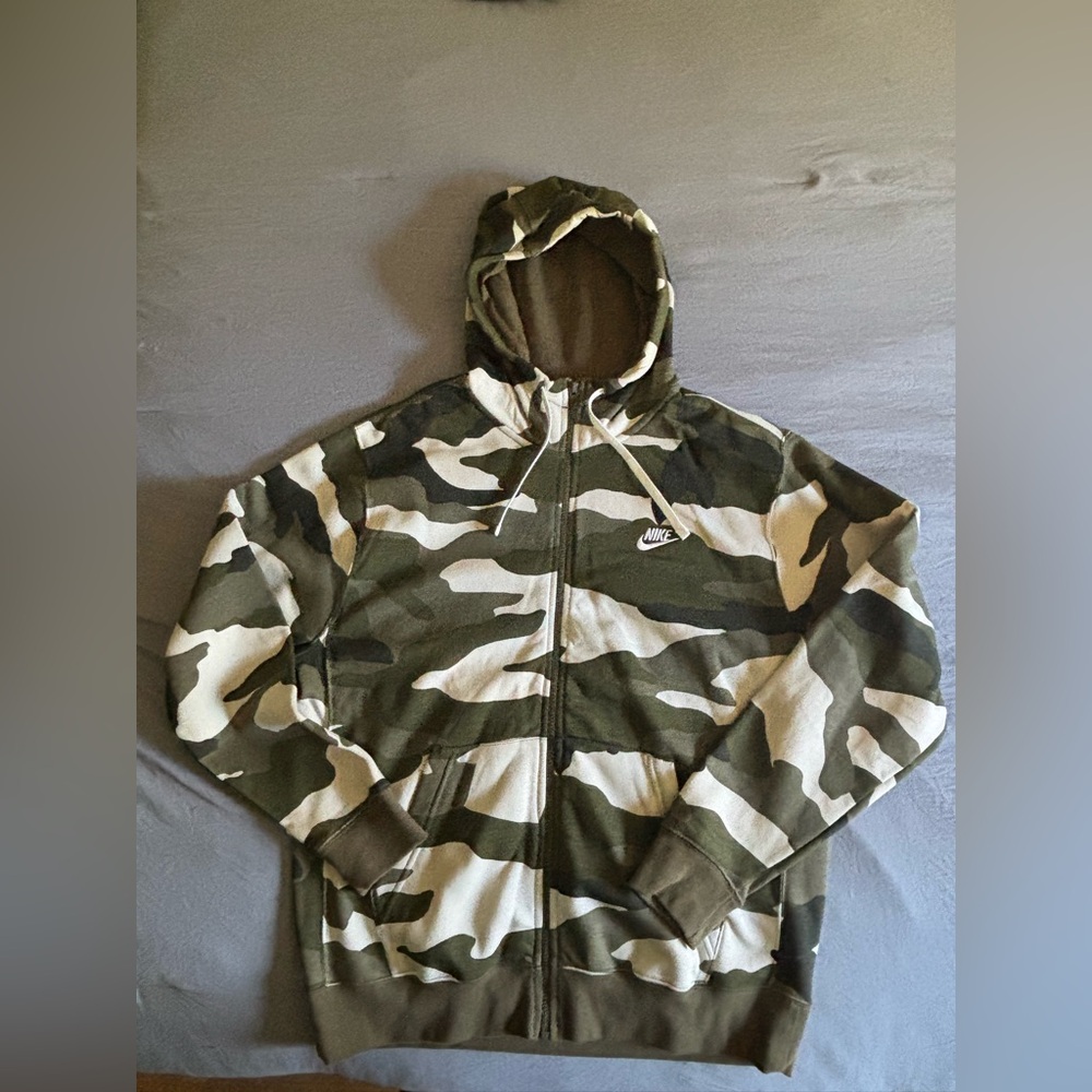 Men’s Nike Hoodie